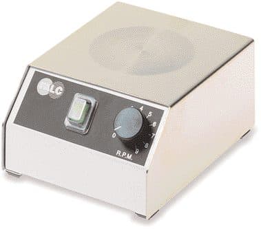 Agitatore elettromagnetico senza riscaldamento F 20 Mini – F 20 - piano 110 x 110 mm, 0,8 litri